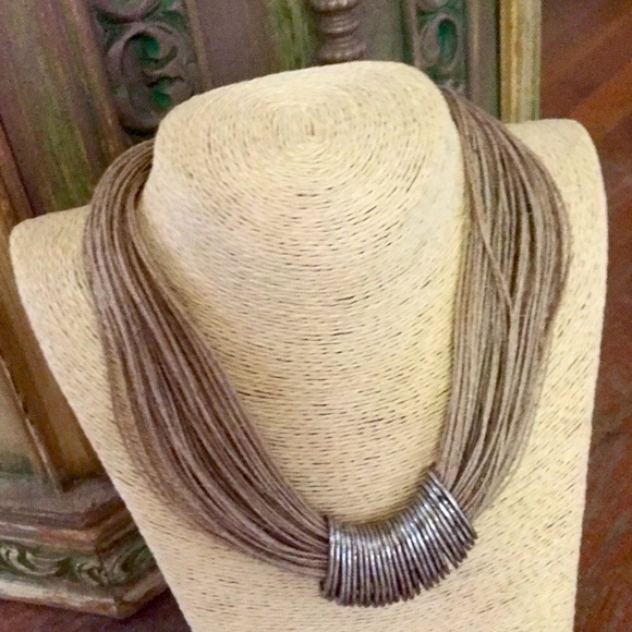 Quand Lili Cherche Titi Linen/Silver Necklace Made in France - Picture 2 of 9